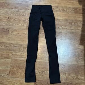 EUC Lululemon Winder Under straight leg legging
